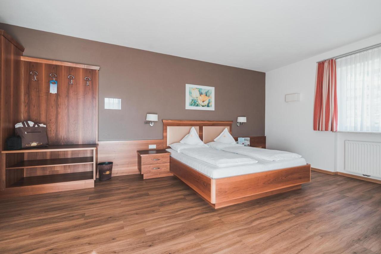 לגונדו Hotel Am Sonneck מראה חיצוני תמונה